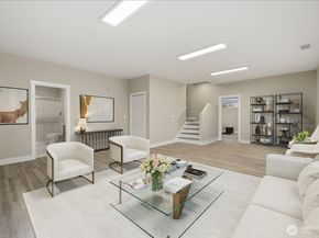 2046 277th Avenue SE, Sammamish WA 98075