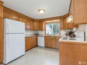 9229 S 200th Street, Kent WA 98031