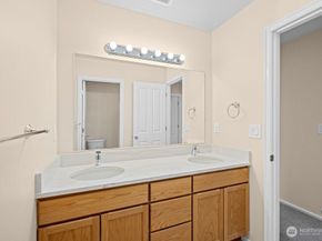 19811 13th Place W, Lynnwood WA 98036