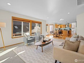 19811 13th Place W, Lynnwood WA 98036