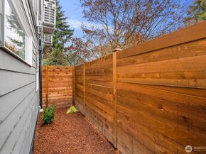 806 B S Rose Street, Seattle WA 98108