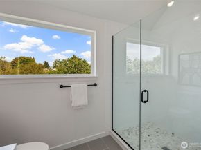 806 B S Rose Street, Seattle WA 98108