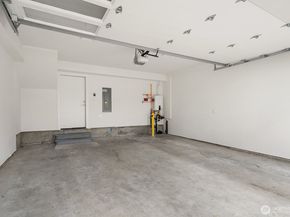 7721 NE 175th Street 103, Kenmore WA 98028