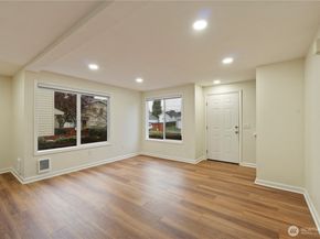 2902 13th Street 3B, Everett WA 98201