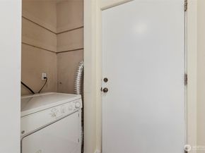 500 W Olympic Place 203, Seattle WA 98119