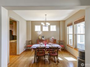 252 Quincy Avenue NE, Renton WA 98059