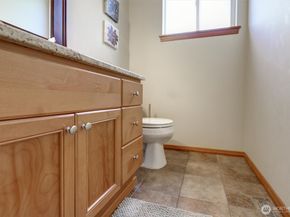 252 Quincy Avenue NE, Renton WA 98059