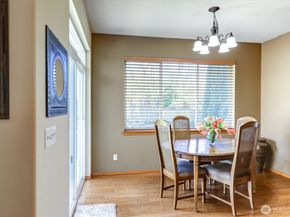 252 Quincy Avenue NE, Renton WA 98059