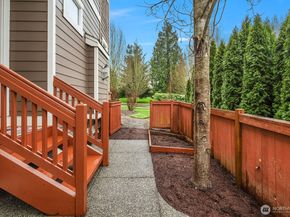 12211 168th Court NE, Redmond WA 98052