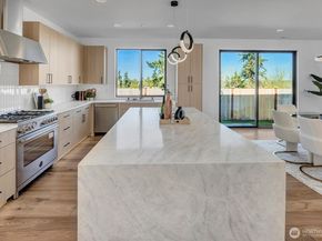 16219 Simonds Road NE, Kenmore WA 98028