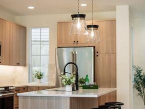 11812 NE 103rd Place, Kirkland WA 98033