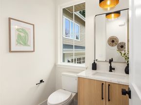 11812 NE 103rd Place, Kirkland WA 98033