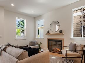 11812 NE 103rd Place, Kirkland WA 98033