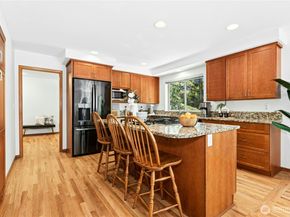 14222 108th Avenue NE, Kirkland WA 98034