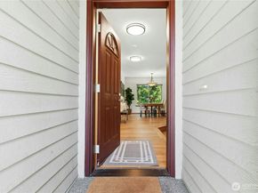14222 108th Avenue NE, Kirkland WA 98034