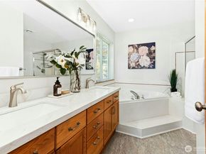 14222 108th Avenue NE, Kirkland WA 98034