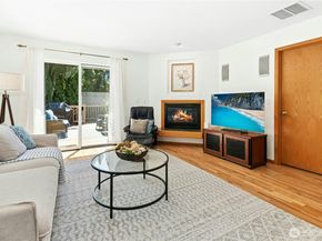 14222 108th Avenue NE, Kirkland WA 98034
