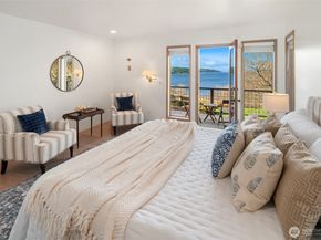 7010 SW Maury Park Road, Vashon WA 98070