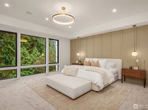 10656 Woodhaven Lane, Bellevue WA 98004