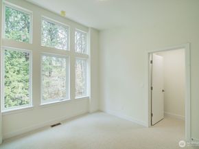 865 Front Street S, Issaquah WA 98027