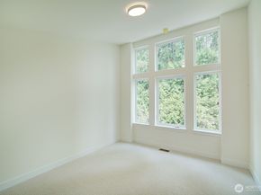 865 Front Street S, Issaquah WA 98027