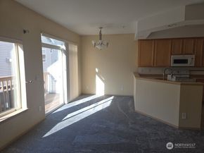 9715 26th Avenue SW 202, Seattle WA 98106