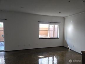 9715 26th Avenue SW 202, Seattle WA 98106