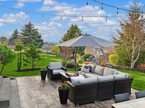 35814 SE Crestview Loop, Snoqualmie WA 98065