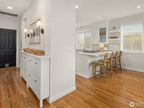 35814 SE Crestview Loop, Snoqualmie WA 98065