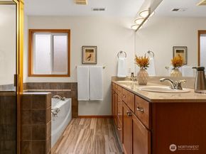 8100 231st Place NE, Redmond WA 98053