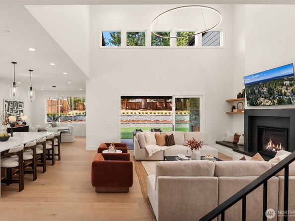 1917 166th Place NE, Bellevue WA 98008