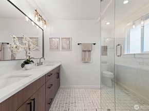 16807 NE 6TH Place, Bellevue WA 98008
