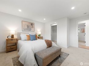 16807 NE 6TH Place, Bellevue WA 98008