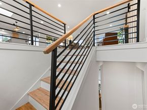16807 NE 6TH Place, Bellevue WA 98008