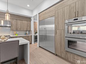 13038 NE 102nd Place, Kirkland WA 98033