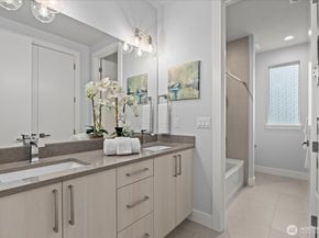 13038 NE 102nd Place, Kirkland WA 98033