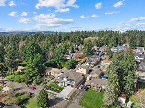 13038 NE 102nd Place, Kirkland WA 98033