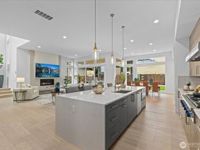 13038 NE 102nd Place, Kirkland WA 98033