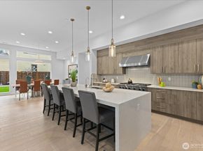 13038 NE 102nd Place, Kirkland WA 98033