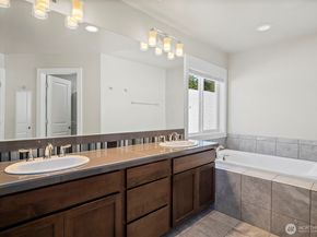 4351 333rd Avenue NE, Carnation WA 98014