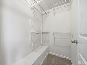 1122 N 92nd Street B, Seattle WA 98103