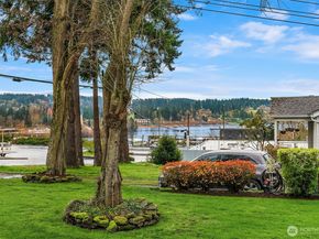 18023 62nd Avenue NE, Kenmore WA 98028