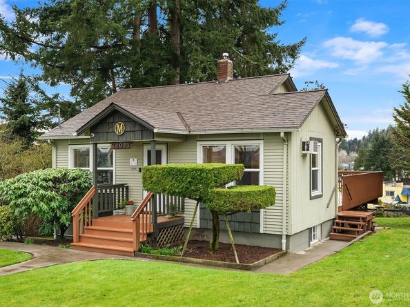 18023 62nd Avenue NE, Kenmore WA 98028