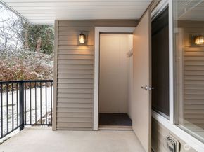 11309 NE 128th Street F104, Kirkland WA 98034