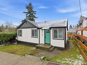 2124 15th Street, Bremerton WA 98312