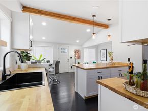 2124 15th Street, Bremerton WA 98312