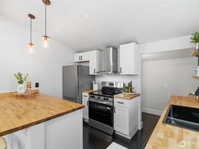 2124 15th Street, Bremerton WA 98312