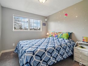 15720 120th Avenue SE, Renton WA 98058