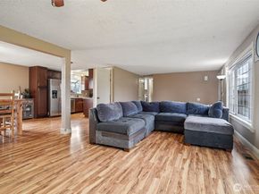 15720 120th Avenue SE, Renton WA 98058