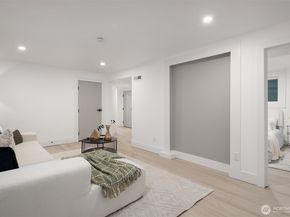 1412 Taylor Avenue N, Seattle WA 98109
